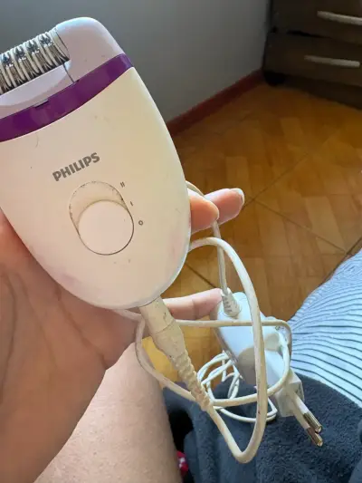 Depiladora eléctrica Philips con cable - miniatura 1