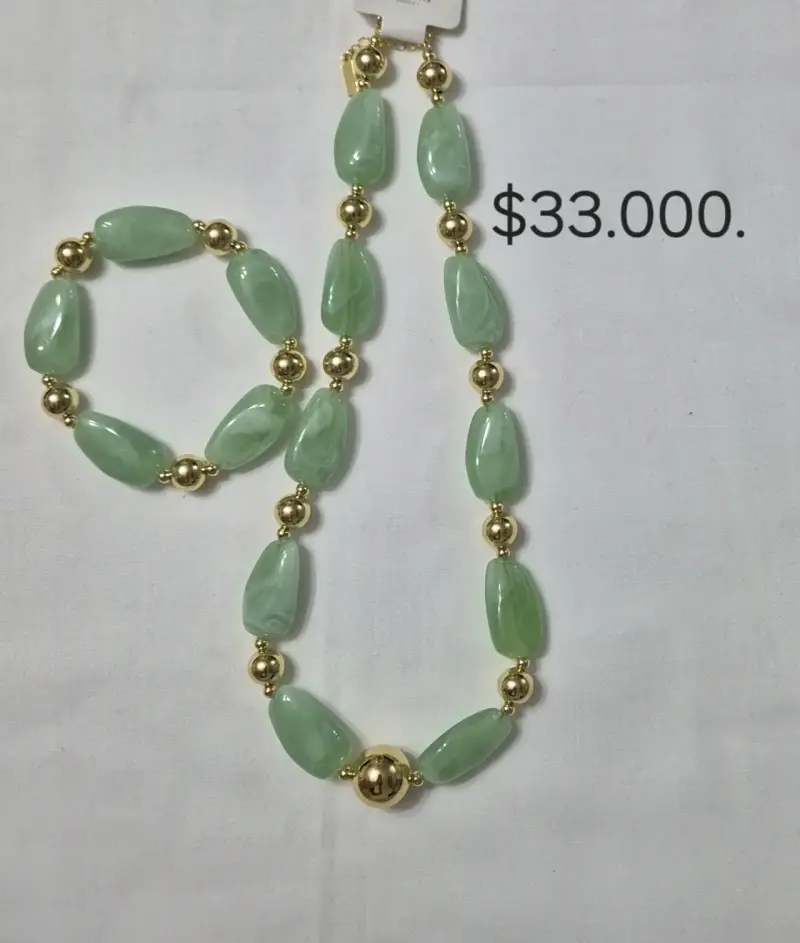 Collares de cuentas de colores variados - 4
