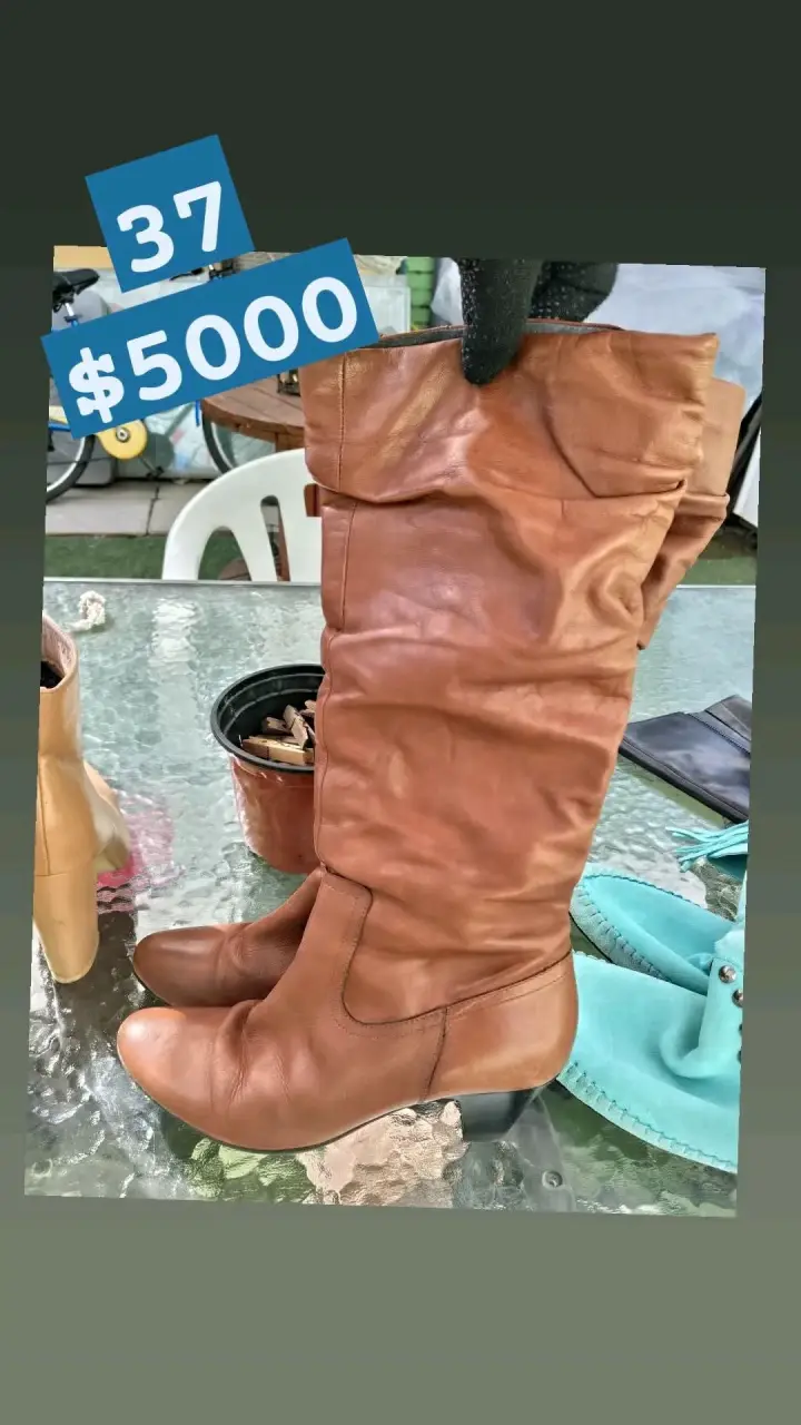 Botas beige de cuero talla 38 - 2