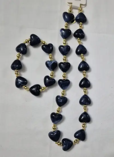 Set de Collar y Pulsera de Corazones en Varios Colores - miniatura 4