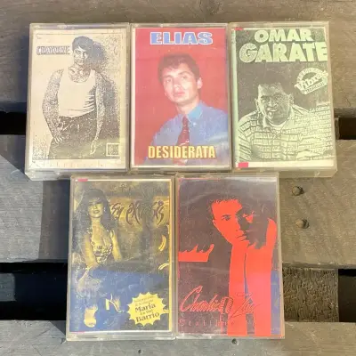 5  cassettes de música variada - miniatura 1