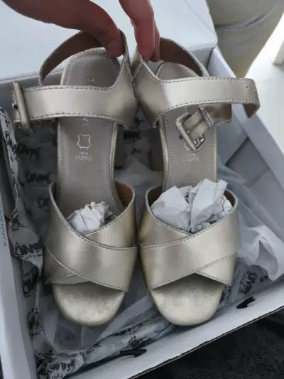 Lote de dos pares de zapatos - miniatura 1