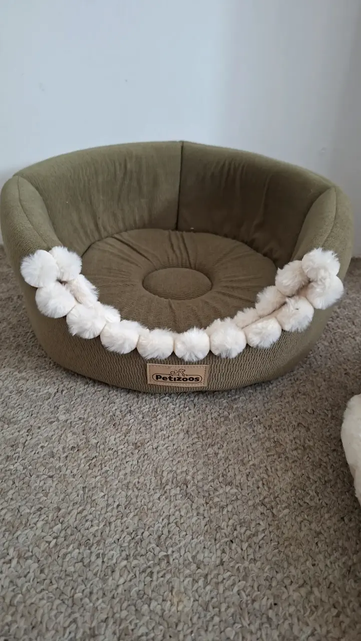 Cama para mascotas Petizoos con cojín removible - 3
