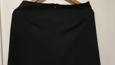 Falda negra Lorenzo di Pontti con hebilla - miniatura 4