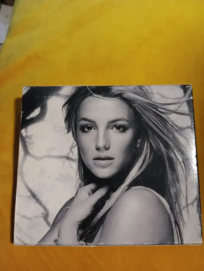CD Single Britney Spears – Outrageous (2004) Edici - 2