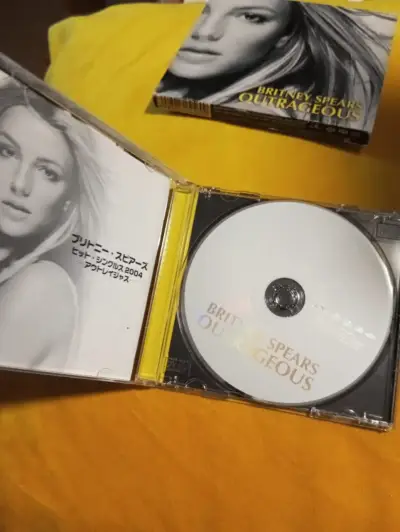 CD Single Britney Spears – Outrageous (2004) Edici - miniatura 4