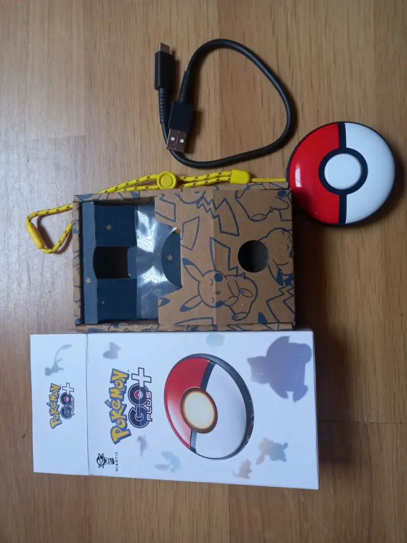 Pokémon GO Plus+ con caja original - 2