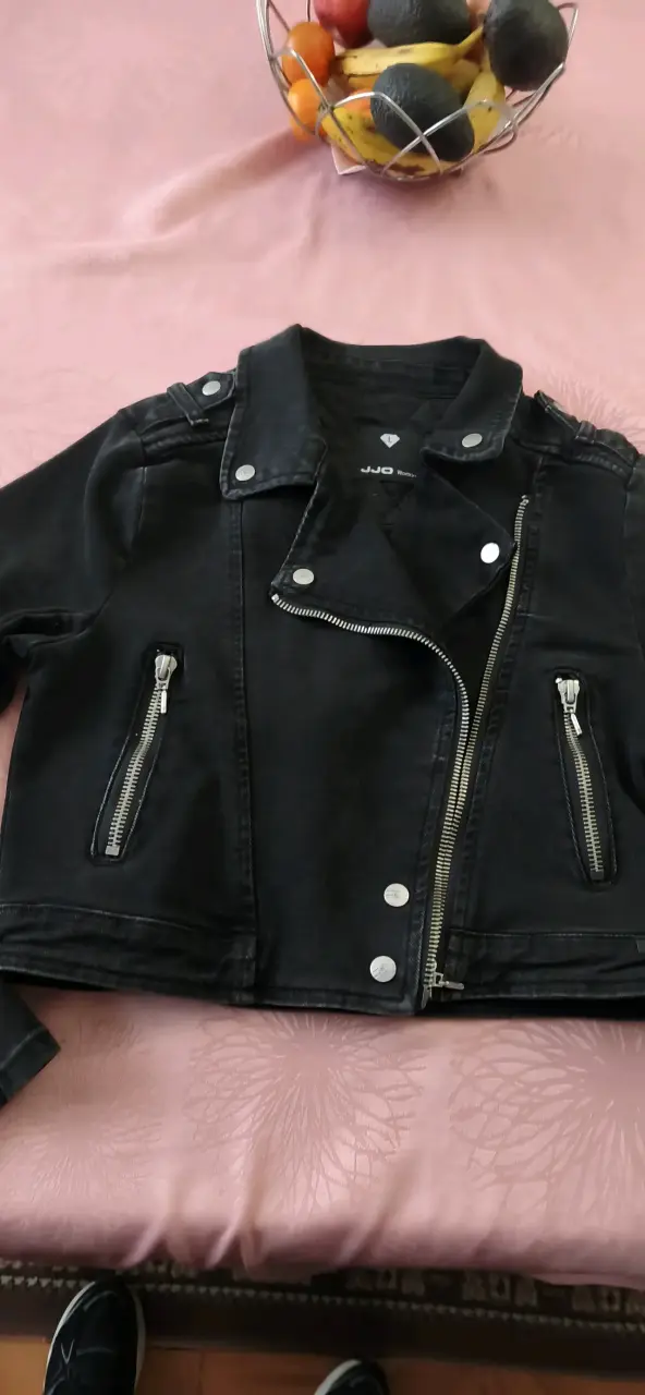 Chaqueta negra de mujer JJO con cierre metálico - 1