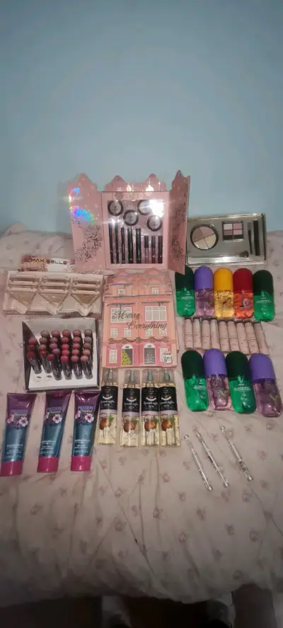Set de Maquillaje Completo Variado - miniatura 2