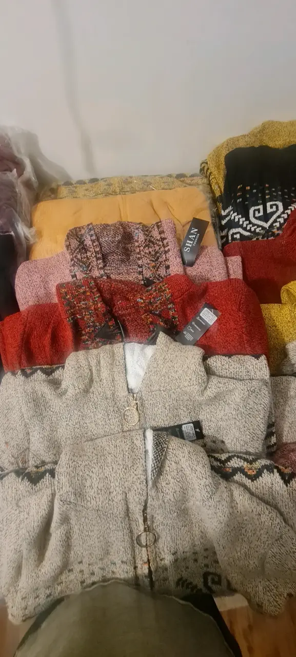 Chaleco de lana multicolor con cierre y parcas - 2