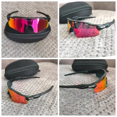 Gafas de Sol Deportivas Oakley con Estuche - miniatura 1