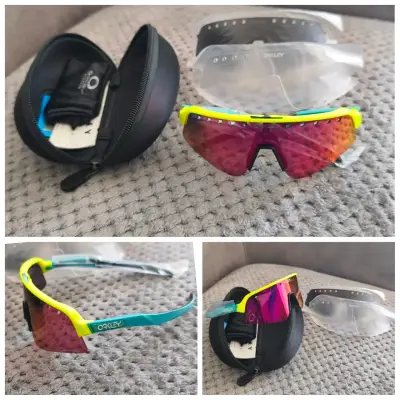 Gafas de Sol Deportivas Oakley con Estuche - miniatura 3