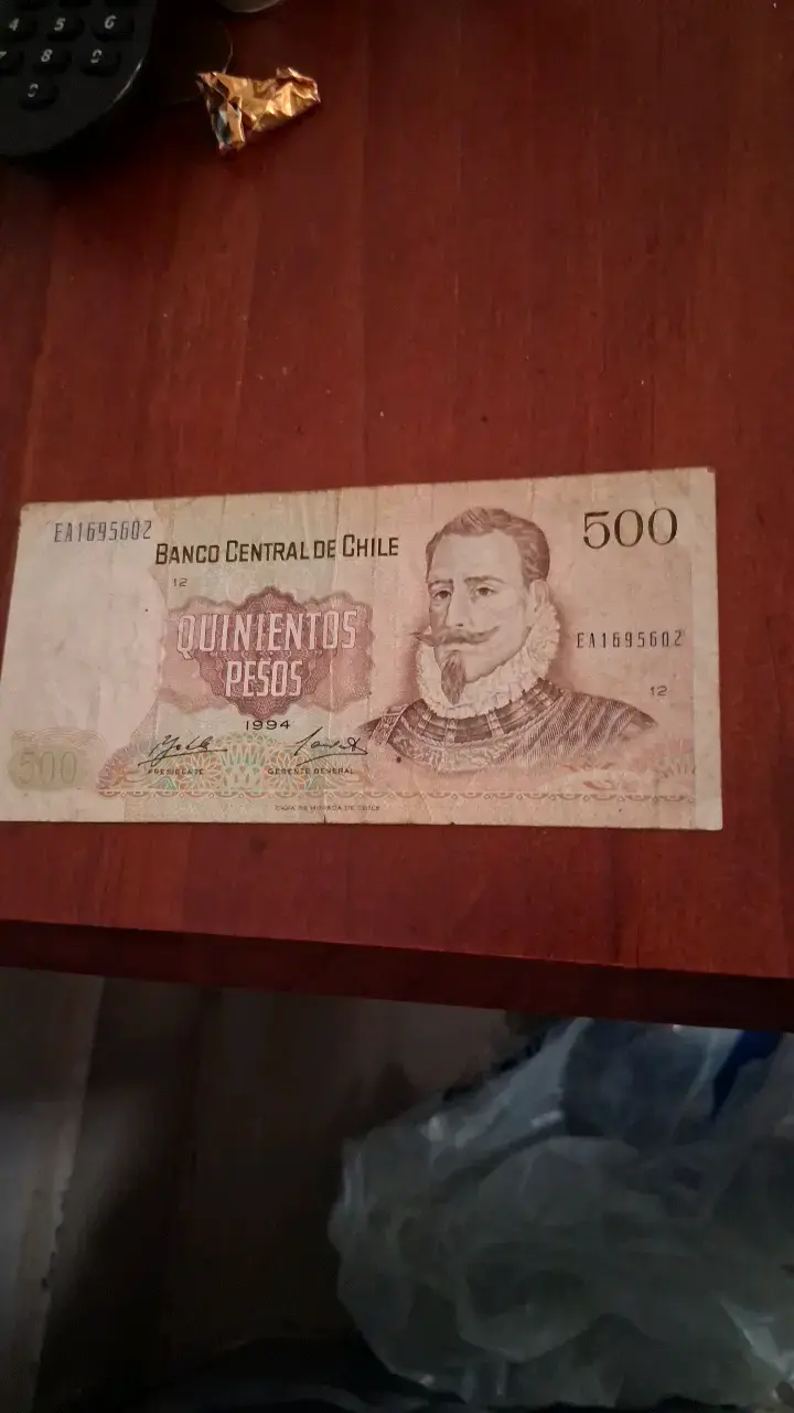 Monedas antiguas de 100 pesos chilenas 1984 - 6