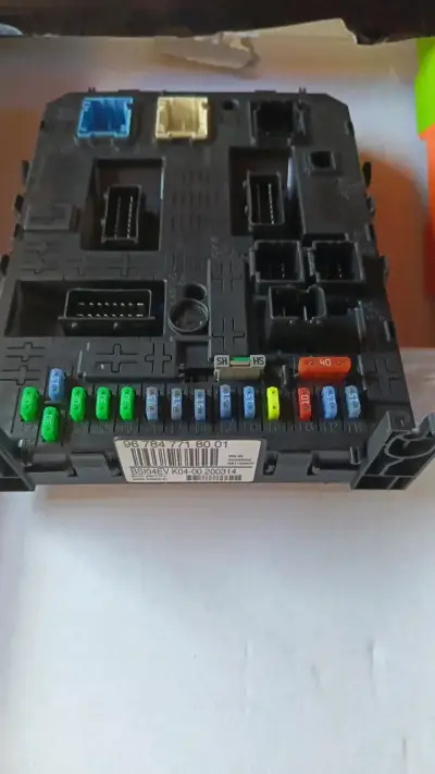 Unidad de control BSI para automóvil Peugeot Citro - miniatura 1