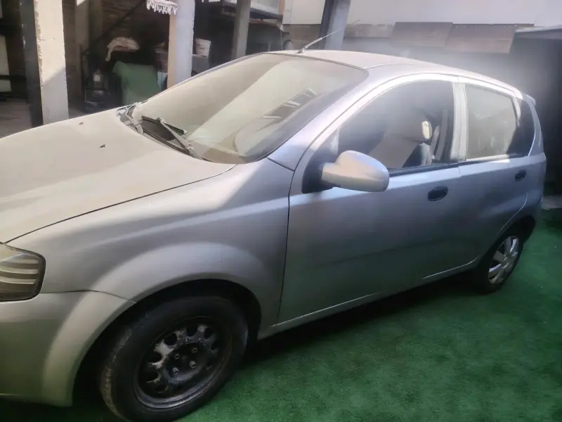 Auto Chevrolet Aveo 2008 en buen estado - 5
