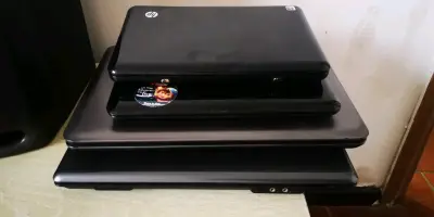 Notebook y Netbook para desarme - miniatura 2