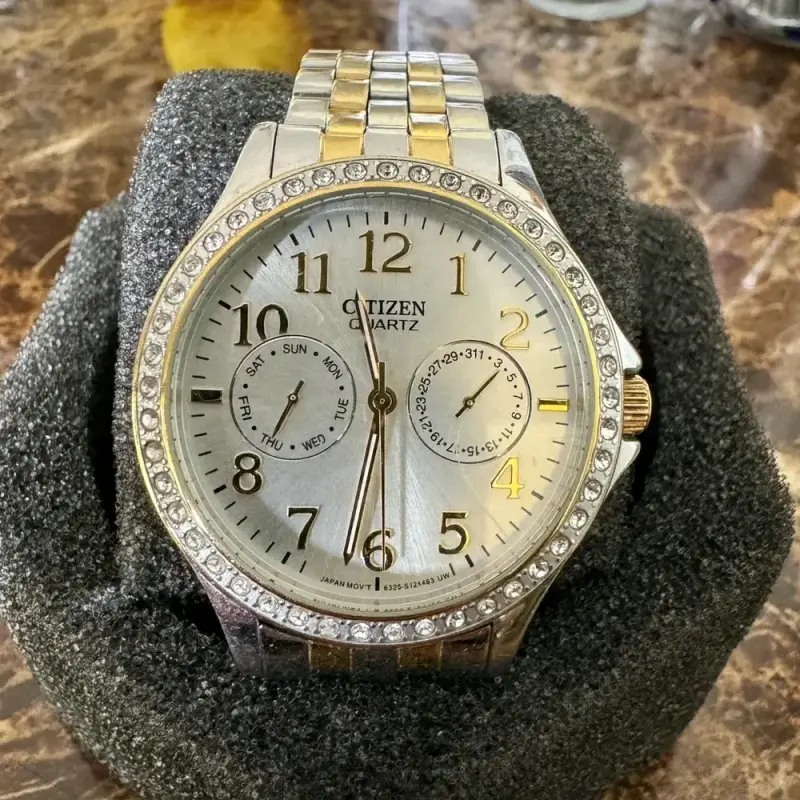 Reloj Citizen Quartz analógico 6325 s124463 uw