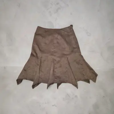 Falda marrón con diseño acampanado - miniatura 1