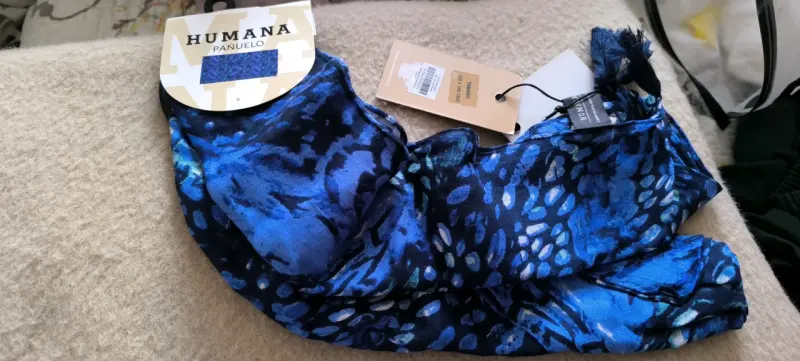 Pañuelo Humana Azul Estampado - 1