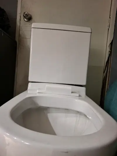 Inodoro de cerámica blanco moderno - miniatura 4