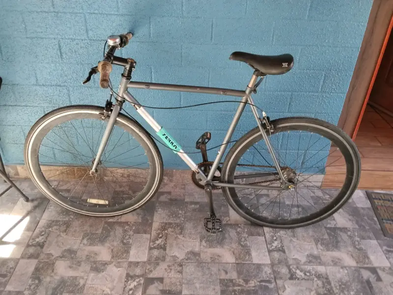 Bicicleta Urbana Yerka Negra en Buen Estado - 2