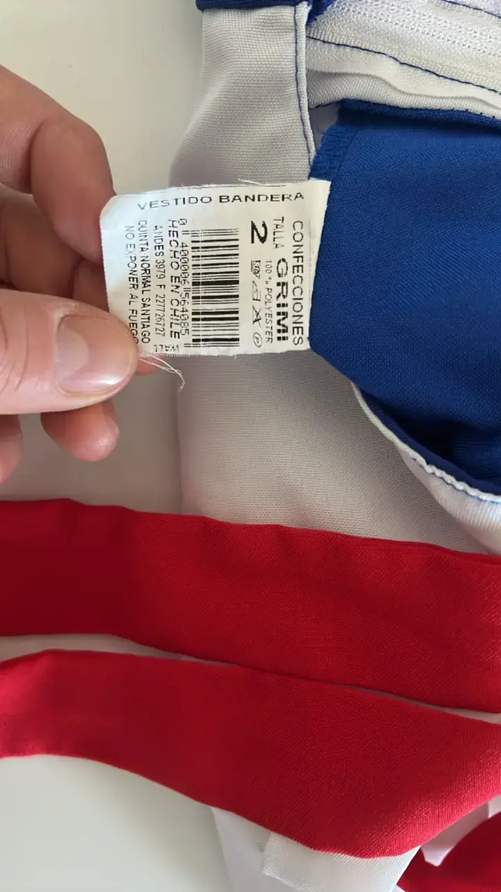 Vestido de niña con diseño bandera chilena - 5