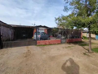🏡 ¡SE VENDE PROPIEDAD CON 2 CASAS EN PEÑAFLOR! - miniatura 1