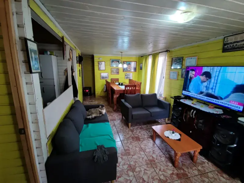 🏡 ¡SE VENDE PROPIEDAD CON 2 CASAS EN PEÑAFLOR! - 3