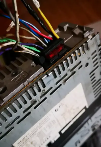 Radio auto Sony CDX gt 170 - miniatura 2