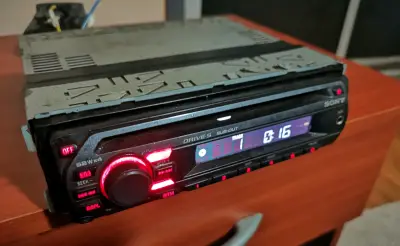 Radio auto Sony CDX gt 170 - miniatura 5