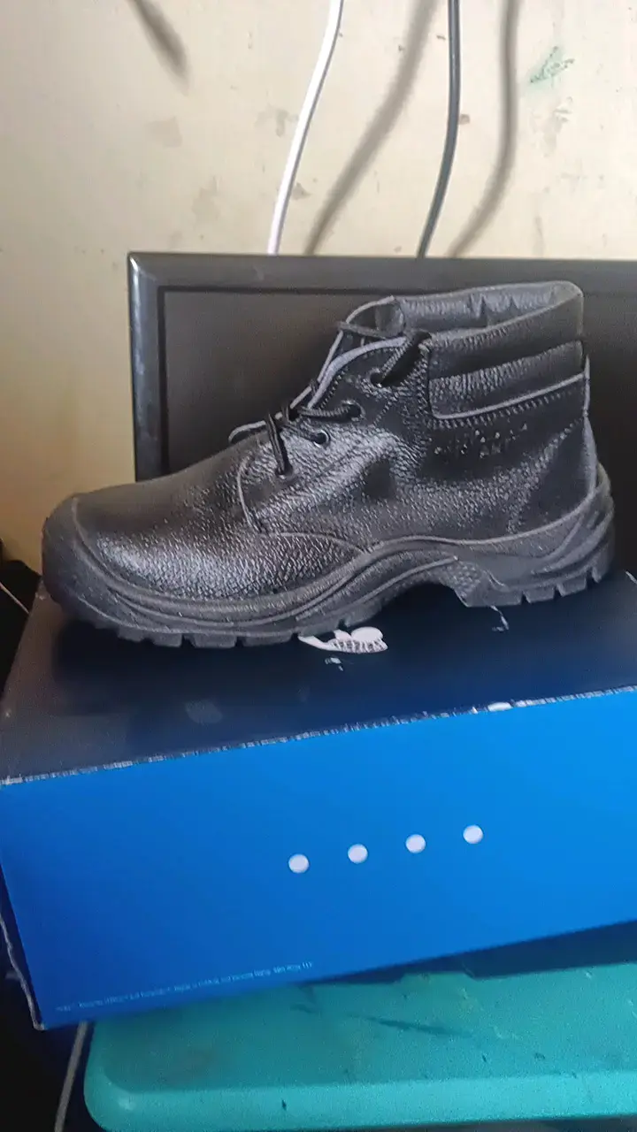 Botas de seguridad negras para trabajo - 3