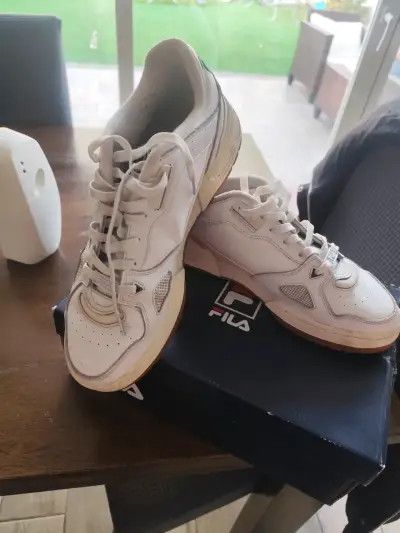 Zapatillas deportivas Fila Teratach 600 blancas - miniatura 1