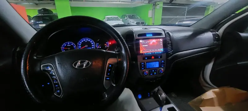 Hyundai Santa Fe SUV 2013 - 4
