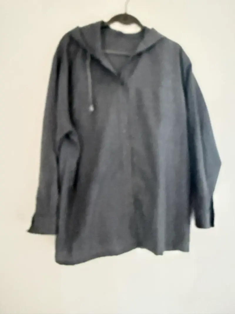 Camisa de Hombre Gris con Capucha - 1