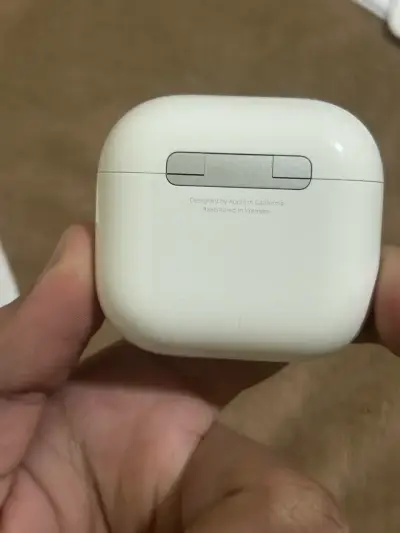 Apple AirPods Pro con estuche de carga - miniatura 3