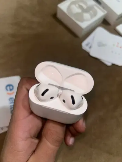 Apple AirPods Pro con estuche de carga - miniatura 4