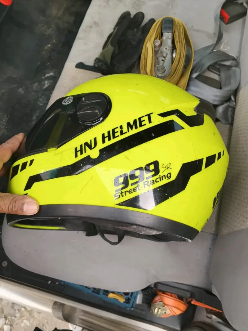 Casco de moto HNJ Helmet 999 amarillo