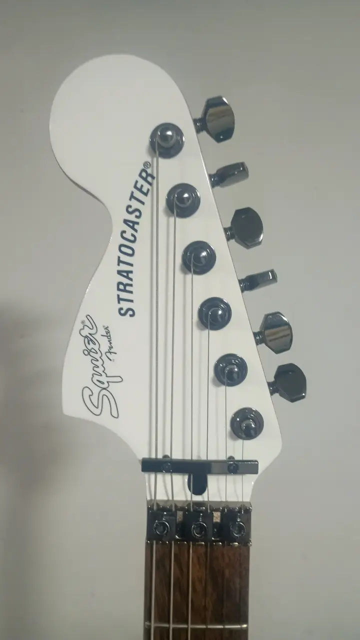 Guitarra Squier Contemporary HH Floyd Rose Blanca - 5