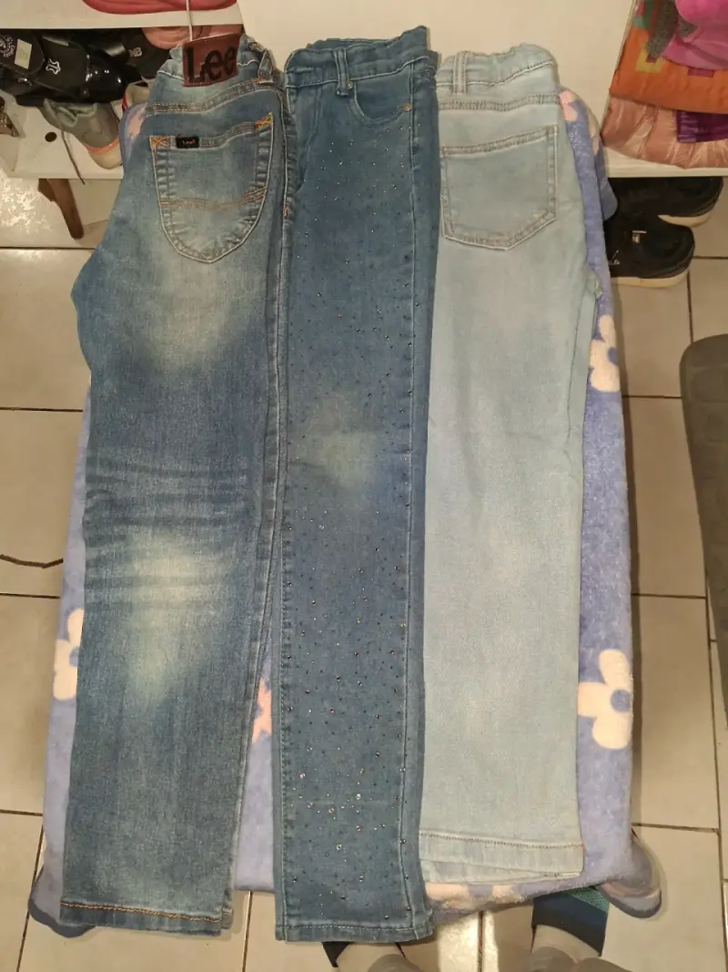 Lote de jeans para niña en varios colores - 2