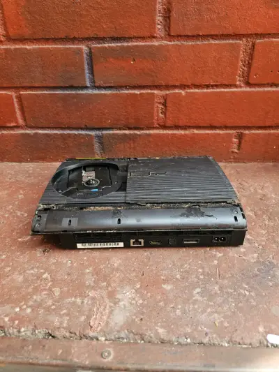 Sony PlayStation 3 PS3 para piezas o repuestos - miniatura 4