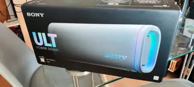 Parlante Bluetooth Sony ULT Field 5 con sonido potente - miniatura 1