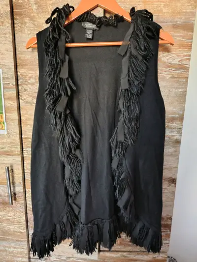 Chaleco Negro sin manga con Flecos Spense Petite - miniatura 1
