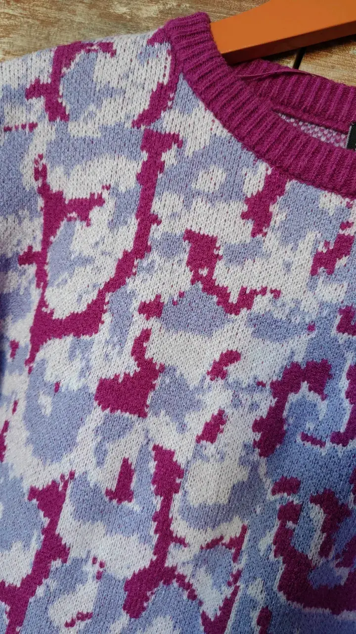 Suéter de lana estampado morado y lila - 3