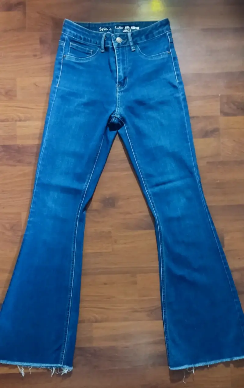 Jeans acampanados azul para mujer - 2