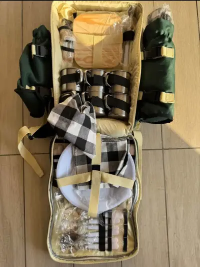Mochila picnic verde con accesorios completos - miniatura 2