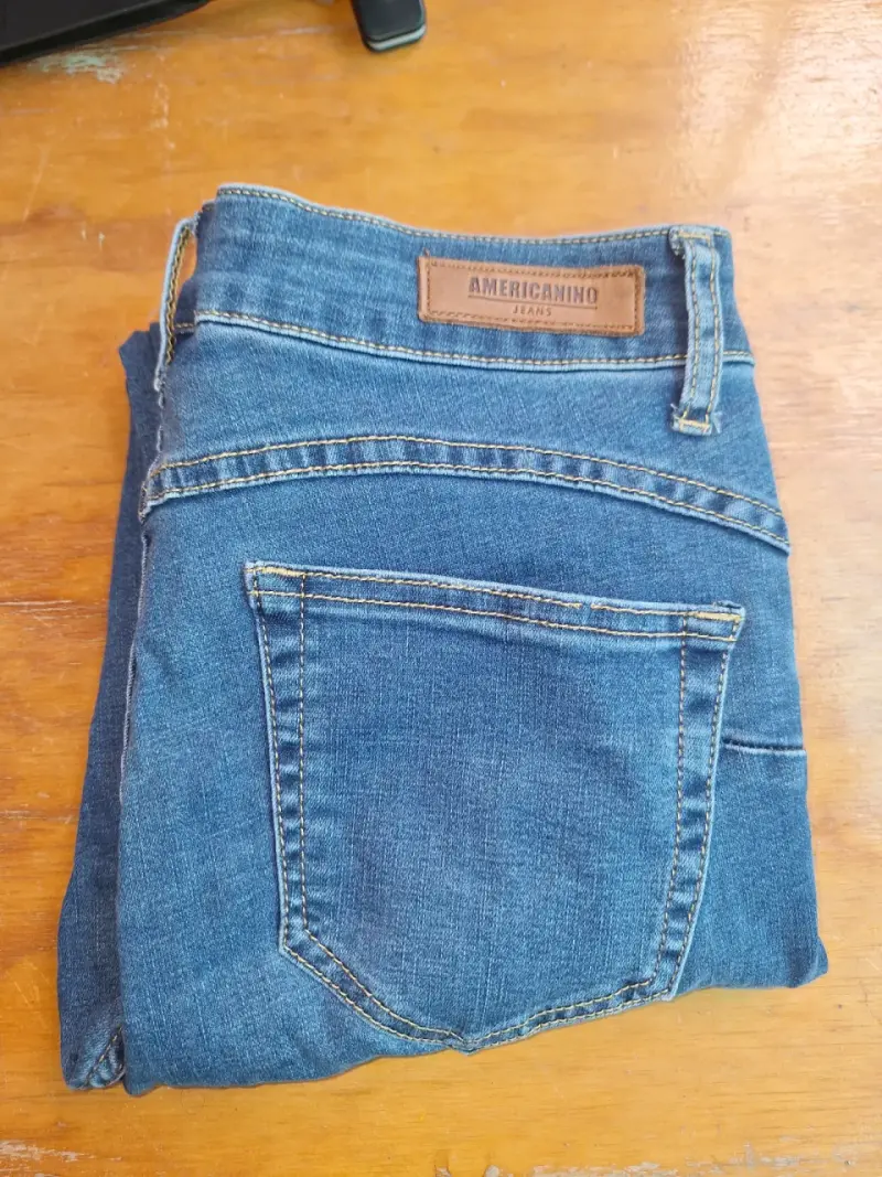 Jeans Americano UP talla 42 - 2
