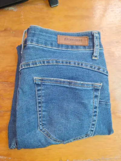 Jeans Americano UP talla 42 - miniatura 2