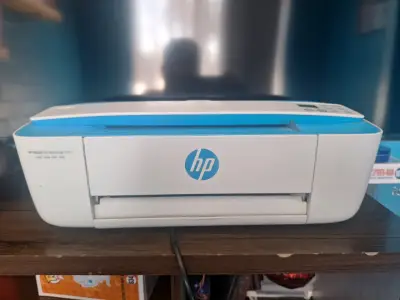Impresora multifuncional HP DeskJet Ink Advantage 3775 - miniatura 1