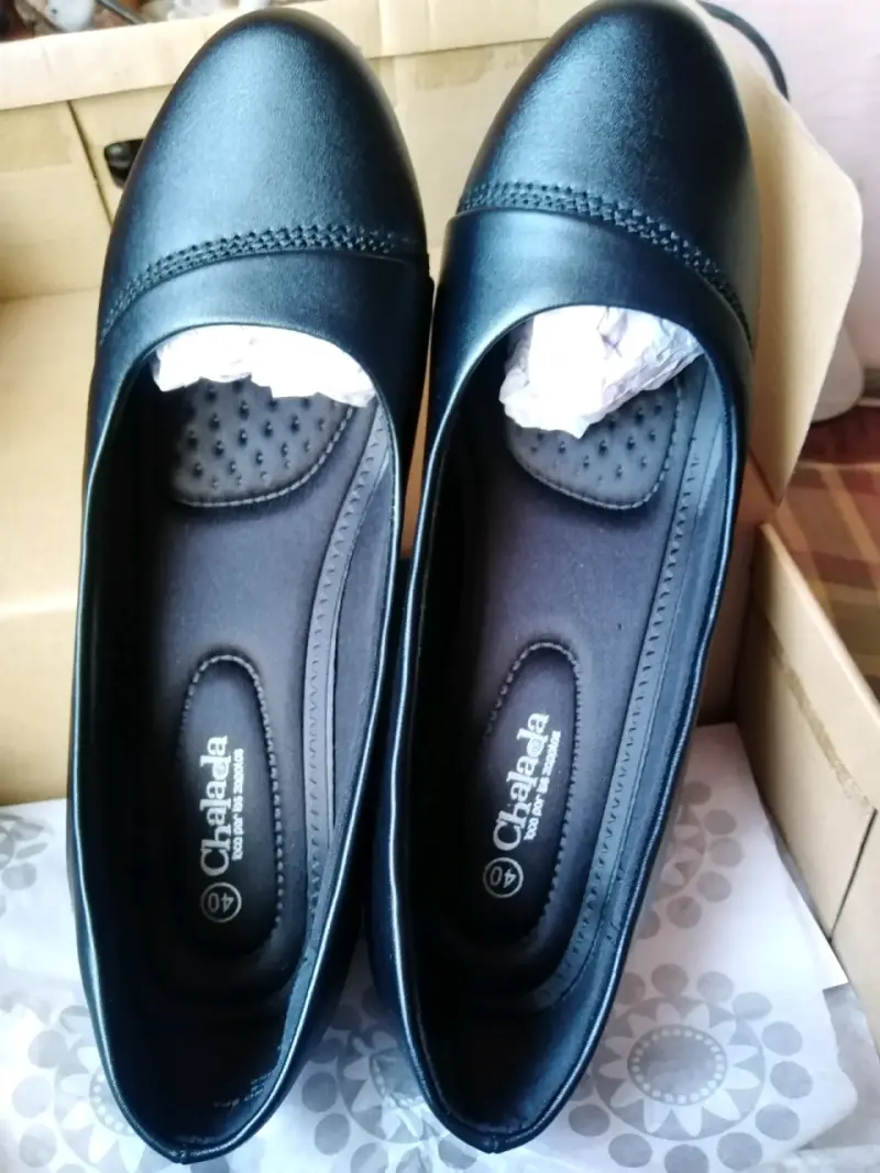 Zapatos negros con taco, talla 40, miden 26 cms - 3