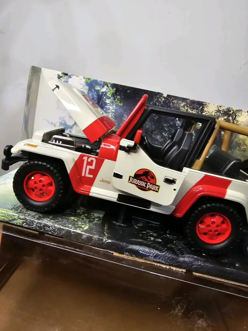 Juguete Jeep Wrangler Jurassic Park - 6